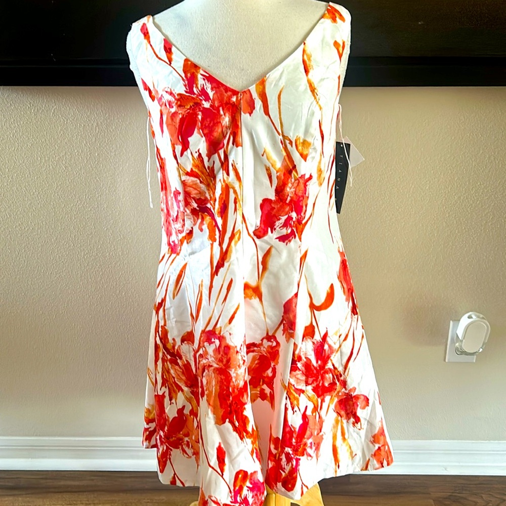 red/pink flower dress